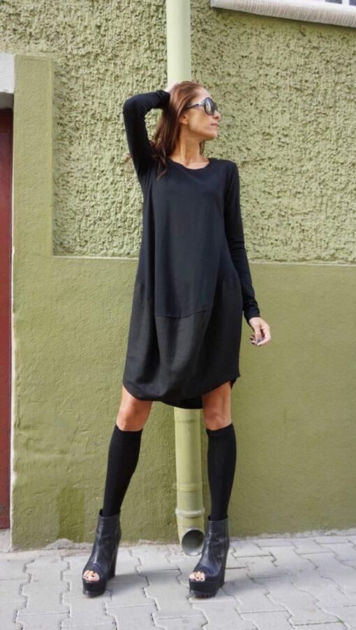 Aakasha A02546 Oversized Black Tunic - Linen Cotton, Loose Casual Top, Extravagant Long Sleeve Dress - Image 5