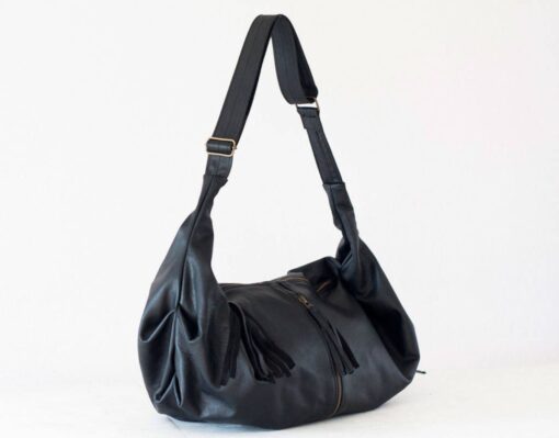 Captivating Black Leather Crossbody The Kallia Bag for Effortless Style and Functionality - Image 3
