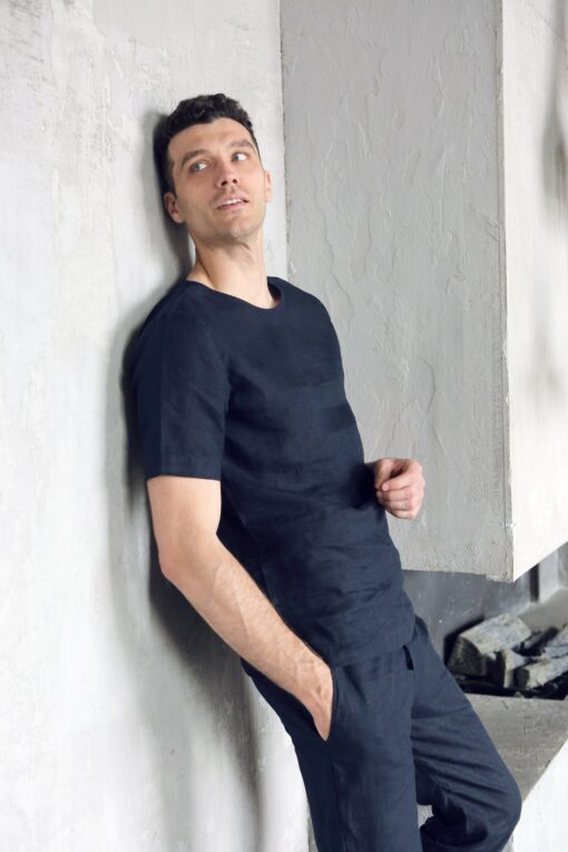 Elevate Your Summer Style Premium Linen T-Shirt for Men - Image 2