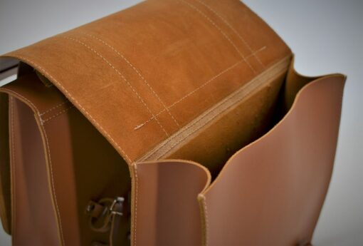 CLASSIC RIDE Premium Leather Bicycle Panniers for the Discerning Cyclist - Image 6