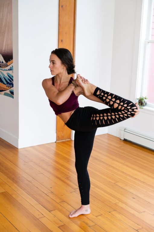 Sequoia Braided High-Waist Yoga Leggings Elevate Your Style and Comfort - Image 4