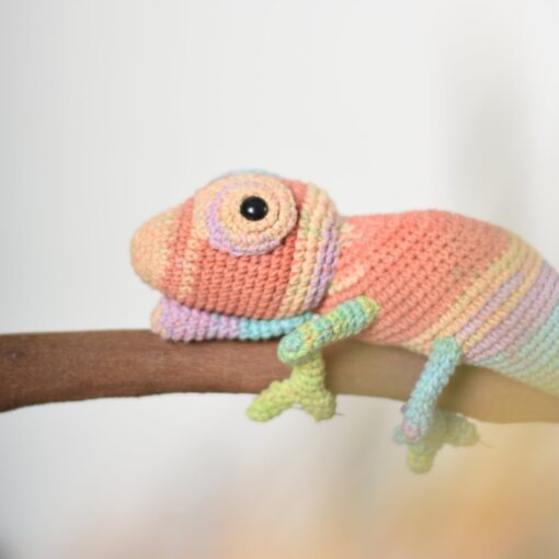 Enchanting Chameleon and Gecko Crochet Creations A Colorful Adventure for Kids - Image 3