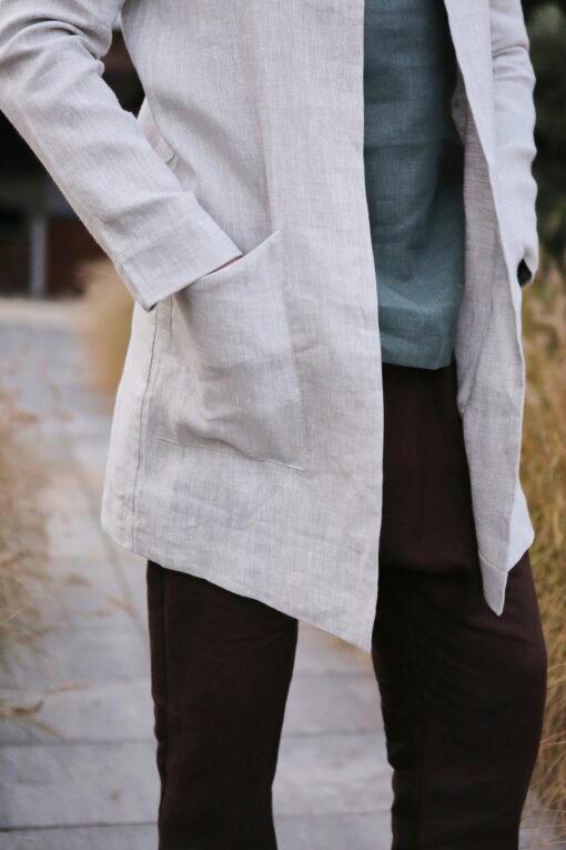 Timeless Linen Trench Sustainable Style for the Modern Man - Image 4