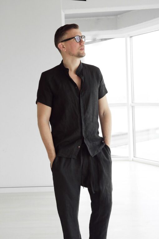 Timeless Elegance Black Linen Sleeveless Dress Shirt for Men - Image 5