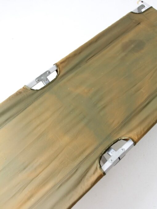 Vintage X-Frame Cot Timeless Elegance for Your Little One's Slumber - Image 6