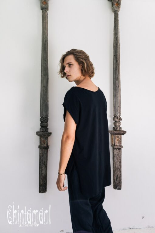Organic Black T-shirt Eco-Conscious Festival Wear for Men - Image 6