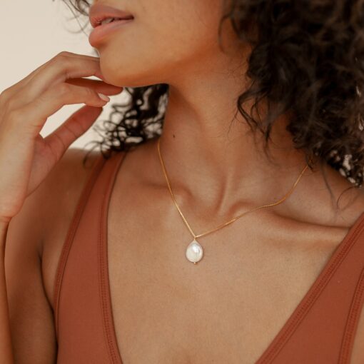 Caitlyn Minimalist Baroque Pearl Pendant Necklace Irregular Pearl Charm, Bridesmaid Gift (NR019) - Image 5