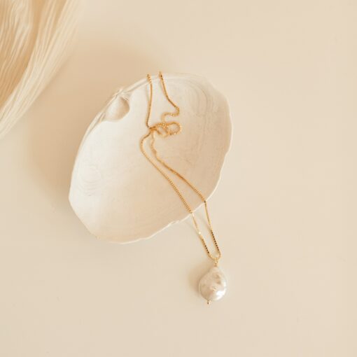 Caitlyn Minimalist Baroque Pearl Pendant Necklace Irregular Pearl Charm, Bridesmaid Gift (NR019) - Image 6