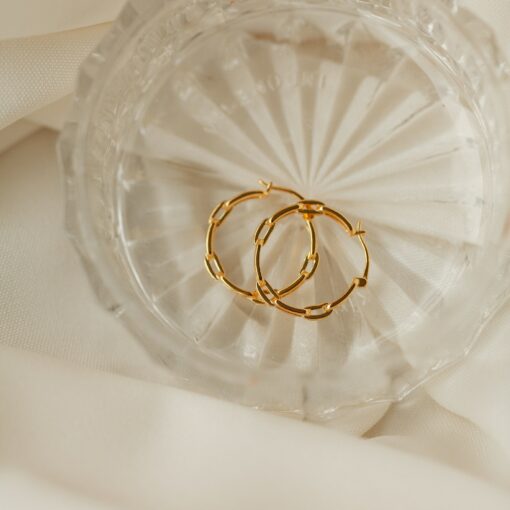 Caitlyn Minimalist Bold Link Hoop Earrings Statement Gold Hoops for Bridesmaids (ER060) - Image 2