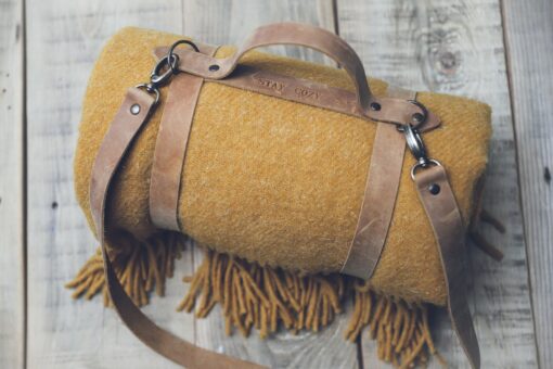 Indulge in Comfort Cozy Haven Premium Wool Throw Blanket with Leather Handle, Delivered Swiftly - Image 3