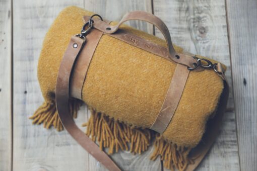 Indulge in Comfort Cozy Haven Premium Wool Throw Blanket with Leather Handle, Delivered Swiftly - Image 4