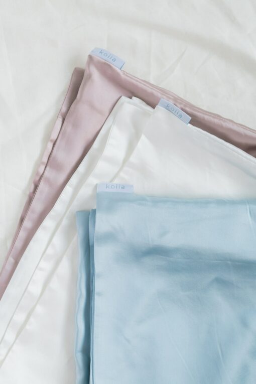 Experience the Luxury of Restful Nights 100% Pure Mulberry Silk Pillowcase 22 Momme ? Your Beauty and Hair's Best Friend - Image 5