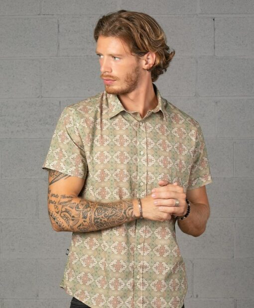 Embark on a Tribal Odyssey Shipibo Short Sleeve Men's Button-Up Shirt for Urban Explorers and Hippie Aesthetes - Image 4