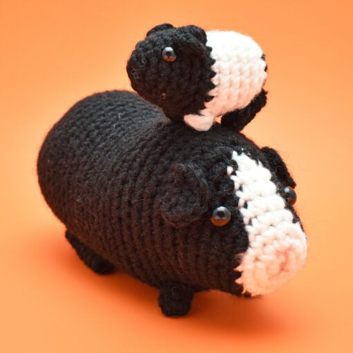 Adorable Guinea Pig Amigurumi A Cuddly Companion for Animal Lovers - Image 6