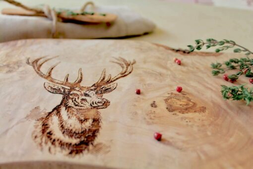 Nature's Embrace Personalized Olive Wood Cutting Board for Adventurers and Foodies - Image 3