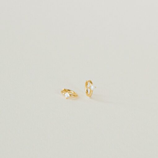 Sparkling Embrace Caitlyn's Minimalist Diamond Huggie Earrings - Image 4
