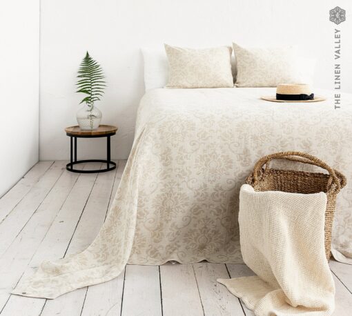 Royal Floral Linen Bedspread Double-Sided Luxury for Your Bedroom - Image 2