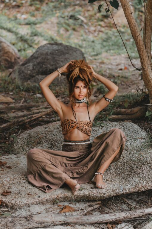 Organic Cotton Maxi Skirt Keela in Olive Sustainable Style with Pockets - Image 5