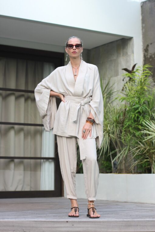 Versatile High-Waisted Tapered Pants Elevate Your Casual Style - Image 5