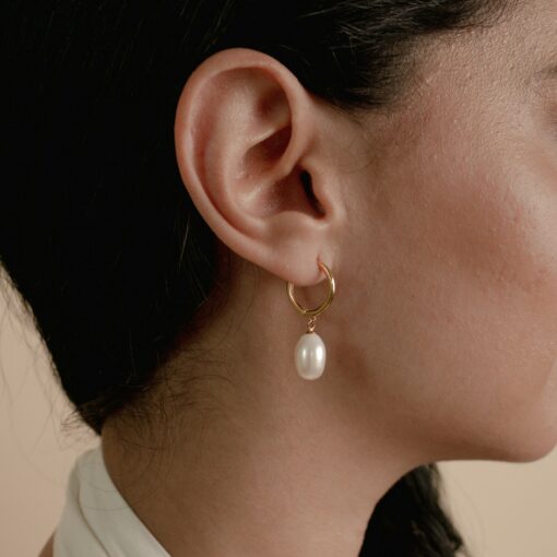 Exquisite Pearl Hoop Huggie Earrings A Timeless Anniversary Gift (ER118) - Image 5