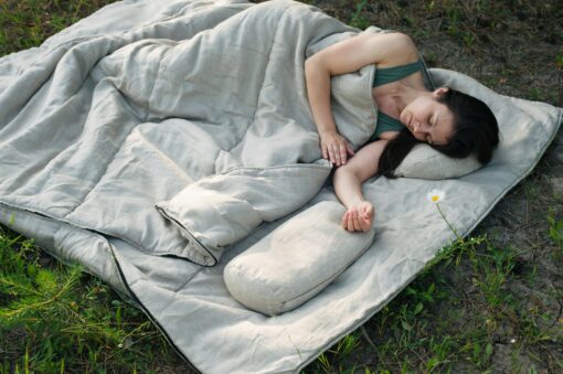 Organic Hemp Sleeping Bag Sustainable Comfort for Restful Nights - Image 2