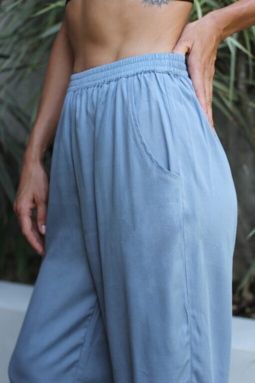 Versatile High-Waisted Tapered Pants Elevate Your Casual Style - Image 6