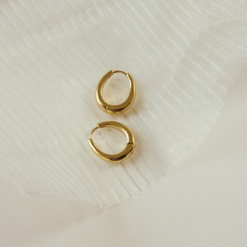 Bold and Elegant Chunky Gold Hinged Hoops by Caitlyn Minimalist - Image 3