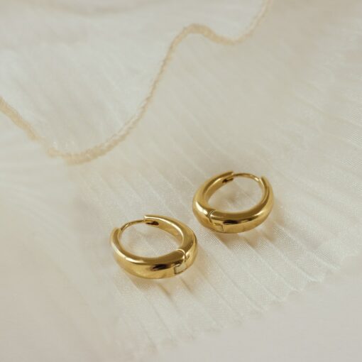 Petite Gold Hoops Elevate Your Style with Caitlyn Minimalist's Oval Hoops - Image 2