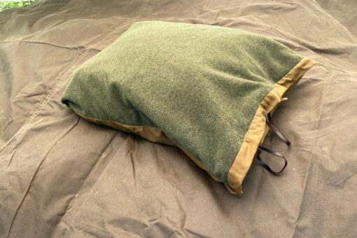 Bushcraft Spain Oilskin The Ultimate Protection for Your Outdoor Adventures - Image 6
