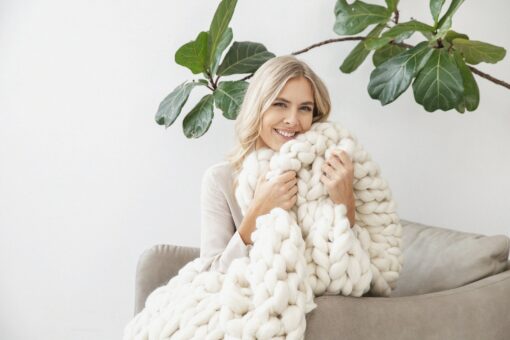 Cozy Chunky Knit Blanket The Ultimate Comfort and Style for Your Home - Image 4