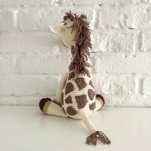 Adorable Crochet Giraffe Amigurumi A Safari Adventure for Your Little One - Image 2