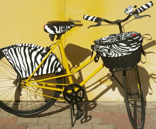 Unbreakable Bike Lock The Zebra U-Lock for Maximum Security - Image 2