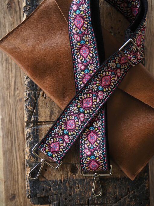 Groovy Floral Woven Crossbody Guitar Strap Purse - Pink and Black - Image 3