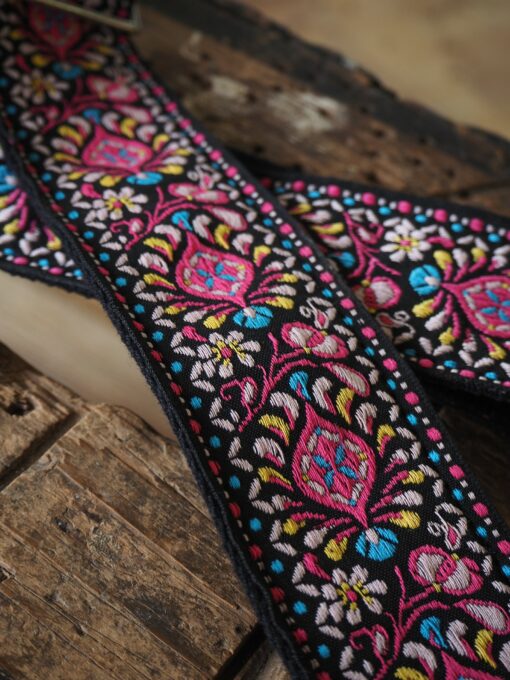 Groovy Floral Woven Crossbody Guitar Strap Purse - Pink and Black - Image 5