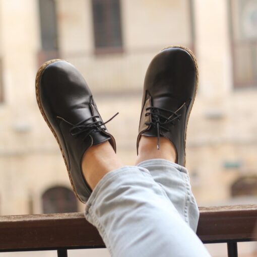 Grounding Dress Shoes for Men Elevate Your Style and Well-being - Image 5