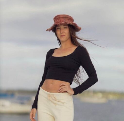 Sustainable Hemp Scoop Crop Top Eco-Conscious Style for the Modern Woman - Image 2