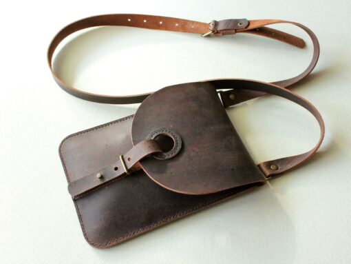 Exquisite Handmade Leather Crossbody Bag Your Perfect Companion for Style and Convenience - Image 3