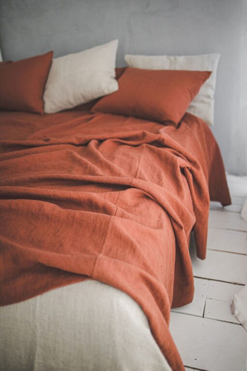 Organic Linen Bedspread Softened Heavyweight Linen Coverlet for a Luxurious Night's Sleep - Image 5