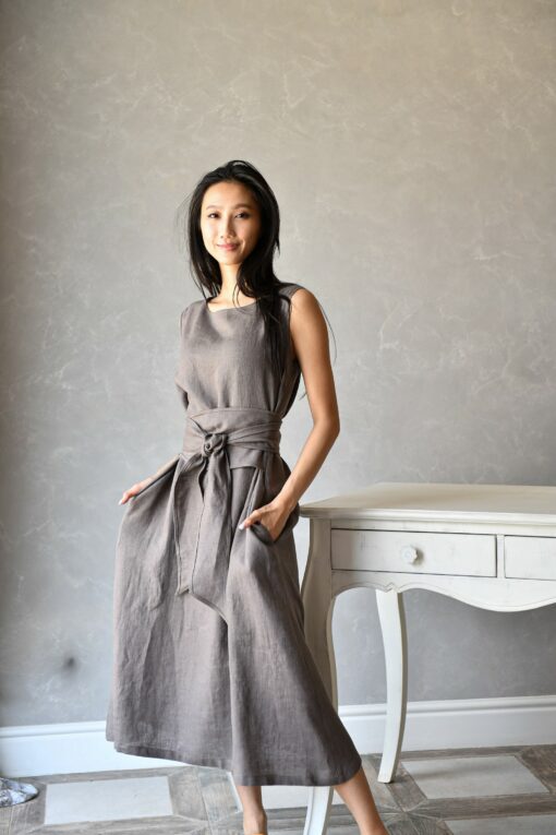 Versatile Linen Dress Transform Your Style with DAPHNE's Multiway Design - Image 4