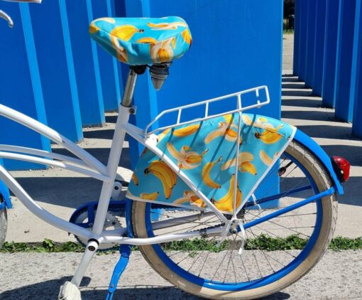 Waterproof Bananas Bicycles Set Ride with Confidence in Any Weather - Image 5