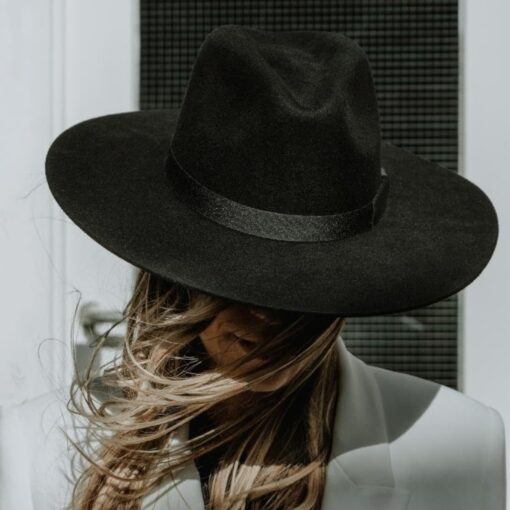 Timeless Elegance Black Fedora Hat for Women with a Wide Brim - Image 2
