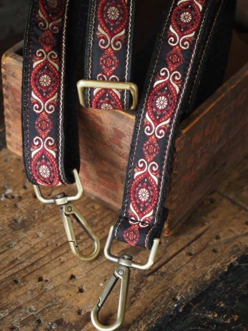 Boho Woven Guitar Strap Elevate Your Handbag with Retro Style - Image 5