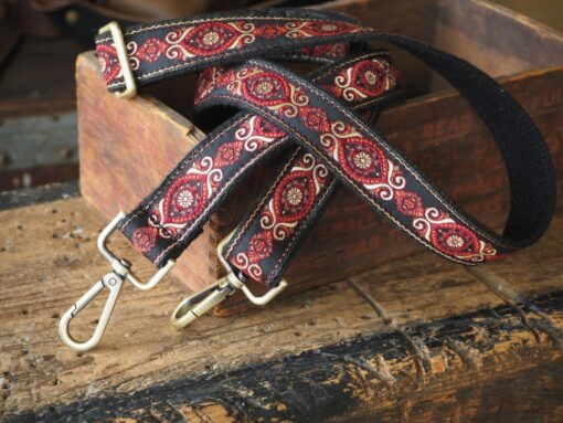 Boho Woven Guitar Strap Elevate Your Handbag with Retro Style - Image 4
