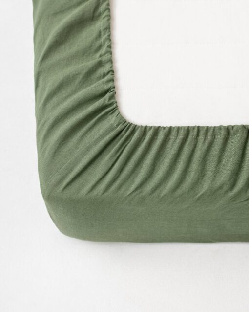 Luxurious Stonewashed Linen Fitted Sheet in Forest Green Indulge in Tranquil Slumber - Image 4