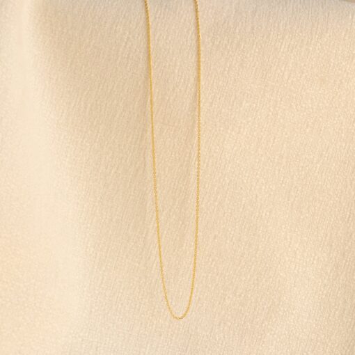 Caitlyn Minimalist's Dainty Layering Chain Necklace Elevate Your Everyday Style with Timeless Elegance - Image 4