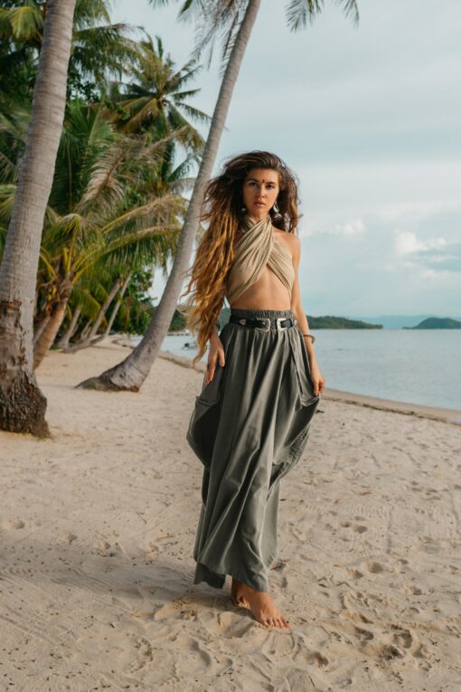 Flowy Bohemian Maxi Skirt Alaina in Organic Beige with Pockets - Image 4