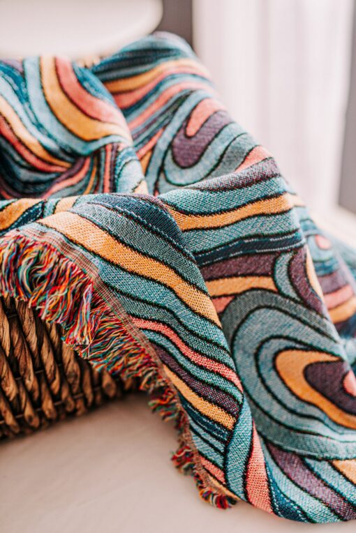 Cozy Up with Retro Vibes Vintage Throw Blanket for Boho Home Decor - Image 5