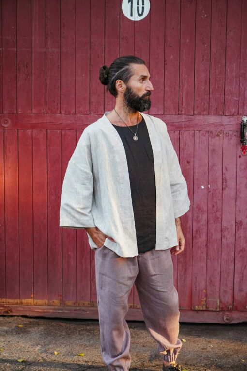 Linen Kimono Jacket for Men The Perfect Gift for Comfort and Style - Image 3