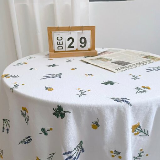 Embroidered Elegance Custom Cotton-Linen Tablecloths for Every Occasion - Image 6