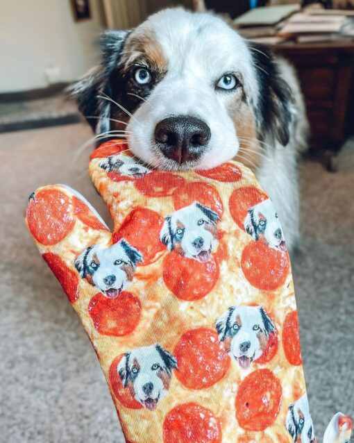 Paw-some Personalized Oven Mitts Put Your Furry Friend on Display - Image 4